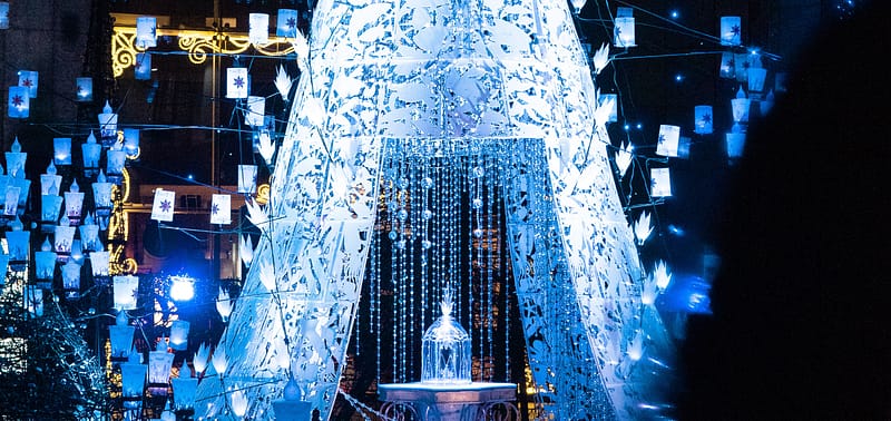 Julbelysning i Tokyo vid Caretta Shiodome