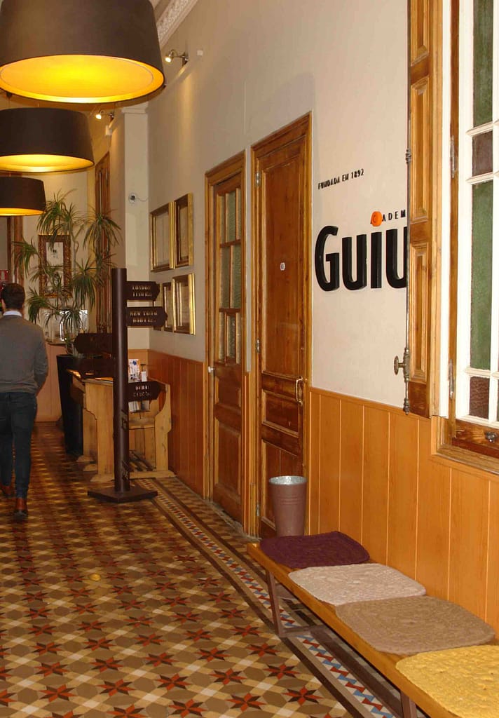 Academy Guiu - College Preparatory school in Barcelona