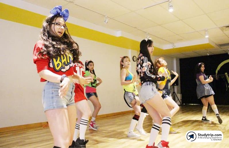 K-pop dance class during a study trip to Korea