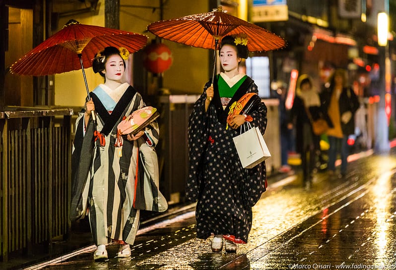 Geisha por la calle