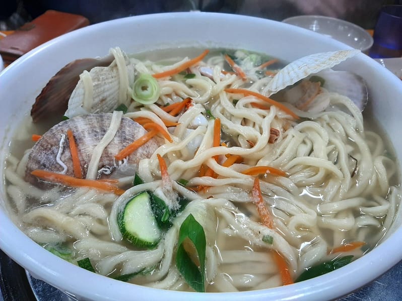 Noodles coreani: la haemul kalguksu
