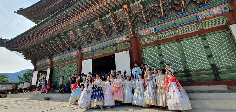 Visit at the Imperial palace during a study trip to Korea