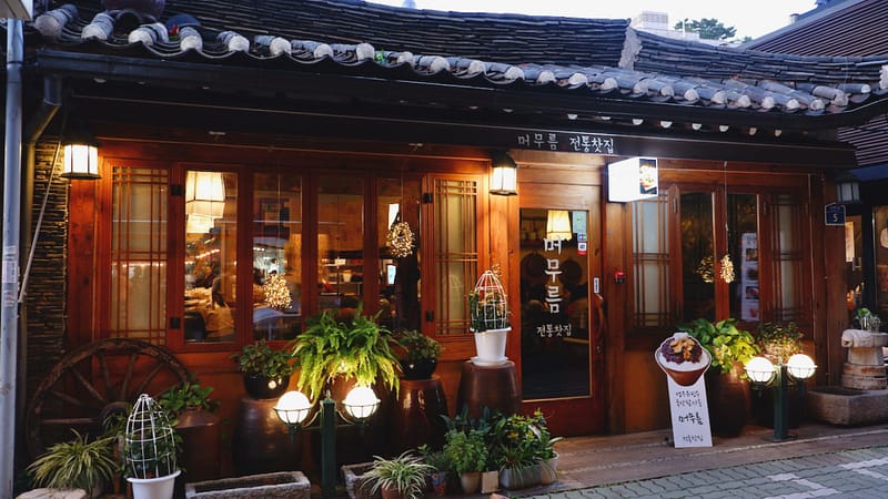 Traditional tea house for typical dessert flavors in Korea