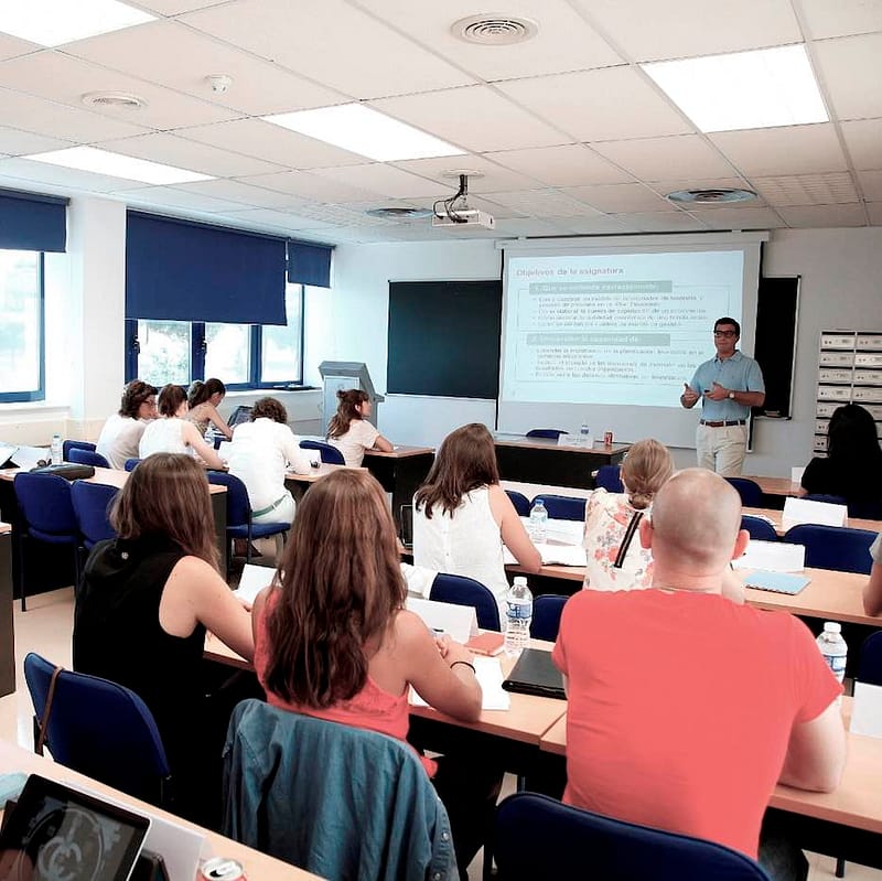 marketing school in Spain