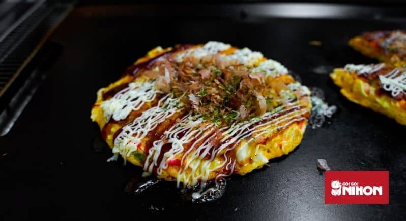 Hinase Kakioko okonomiyaki on hot plate