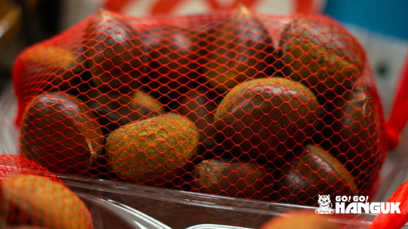 Autumn food in Korea - chestnuts